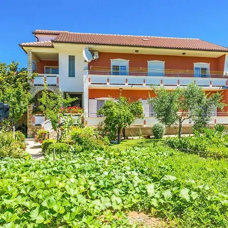 Blanka In Privlaka Near The Sea Apartament Privlaka (Zadar)
