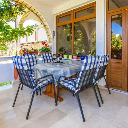 Apartament Blanka In Privlaka Near The Sea *